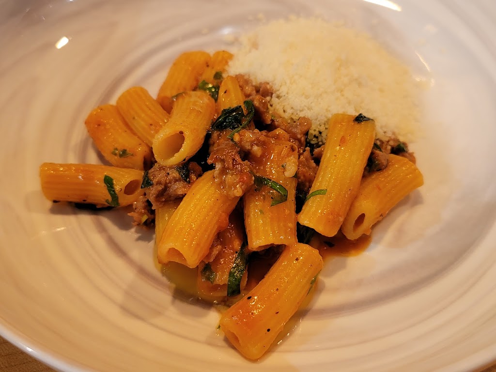 Pasta Mani | restaurant | 160 Green St, Worcester, MA 01605, USA | 5088267405 OR +1 508-826-7405