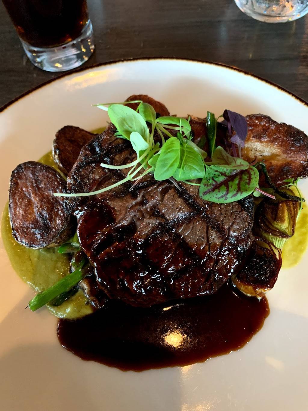 AquaTerra Restaurant | restaurant | 1 Johnson St, Kingston, ON K7L 5H7, Canada | 6135498100 OR +1 613-549-8100