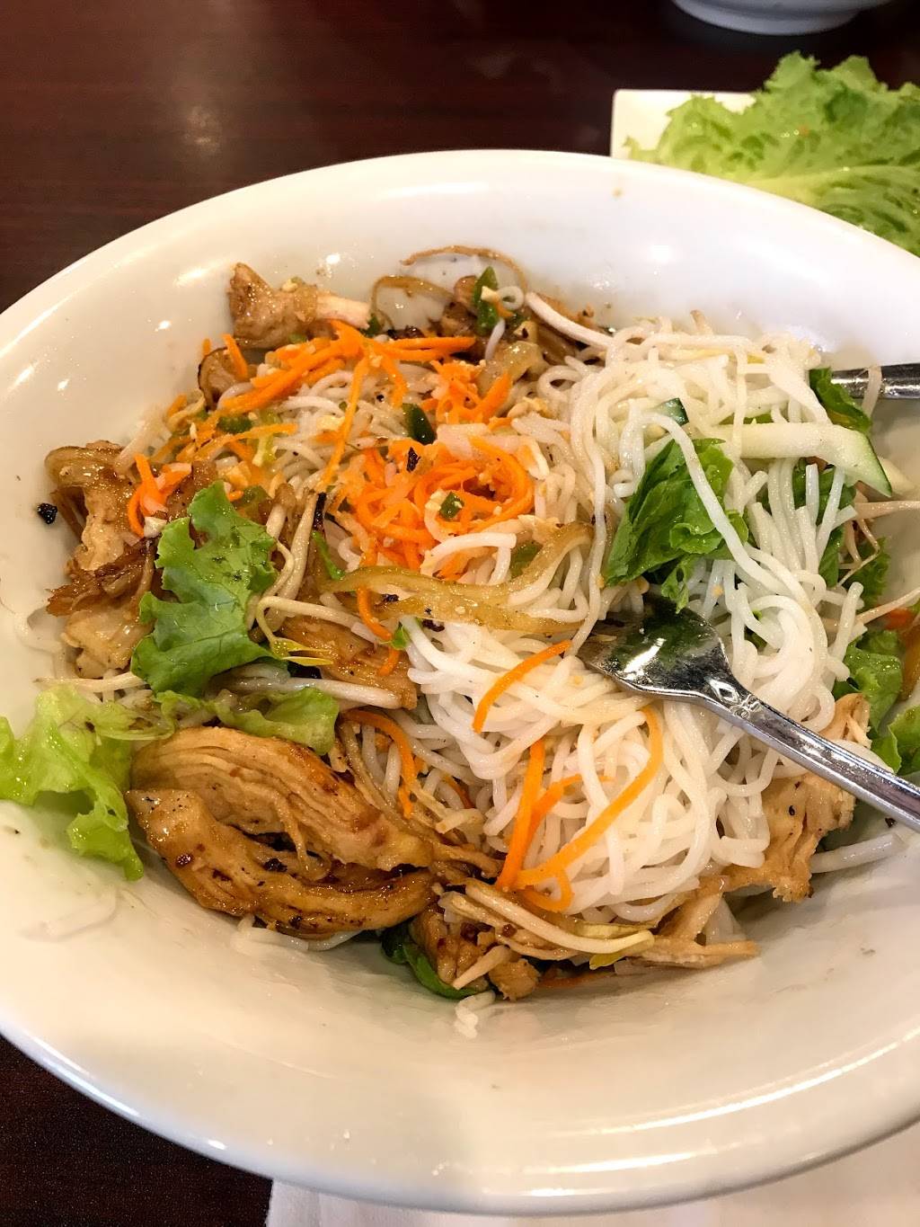 Pho Vinh | restaurant | 27861 Orchard Lake Rd, Farmington Hills, MI 48334, USA | 2488937368 OR +1 248-893-7368