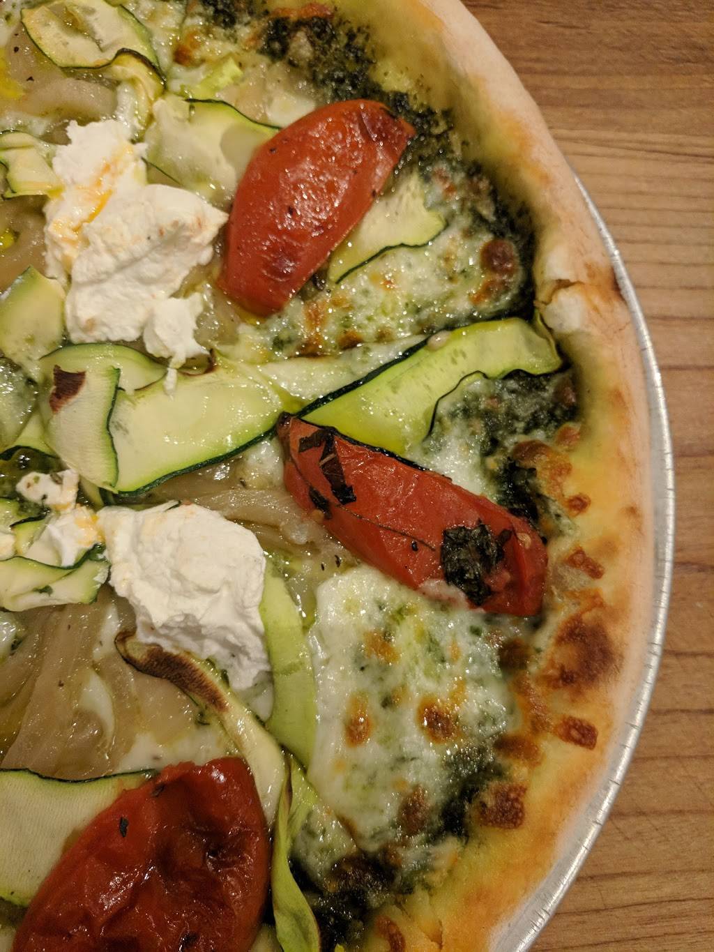 Willow Street | restaurant | 20 S Santa Cruz Ave, Los Gatos, CA 95030, USA | 4083545566 OR +1 408-354-5566