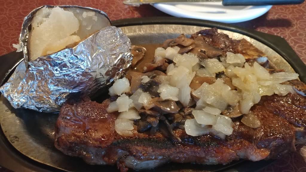 Genos Steakhouse | restaurant | N8755 Old Hwy 47, Black Creek, WI 54106, USA | 9205254029 OR +1 920-525-4029