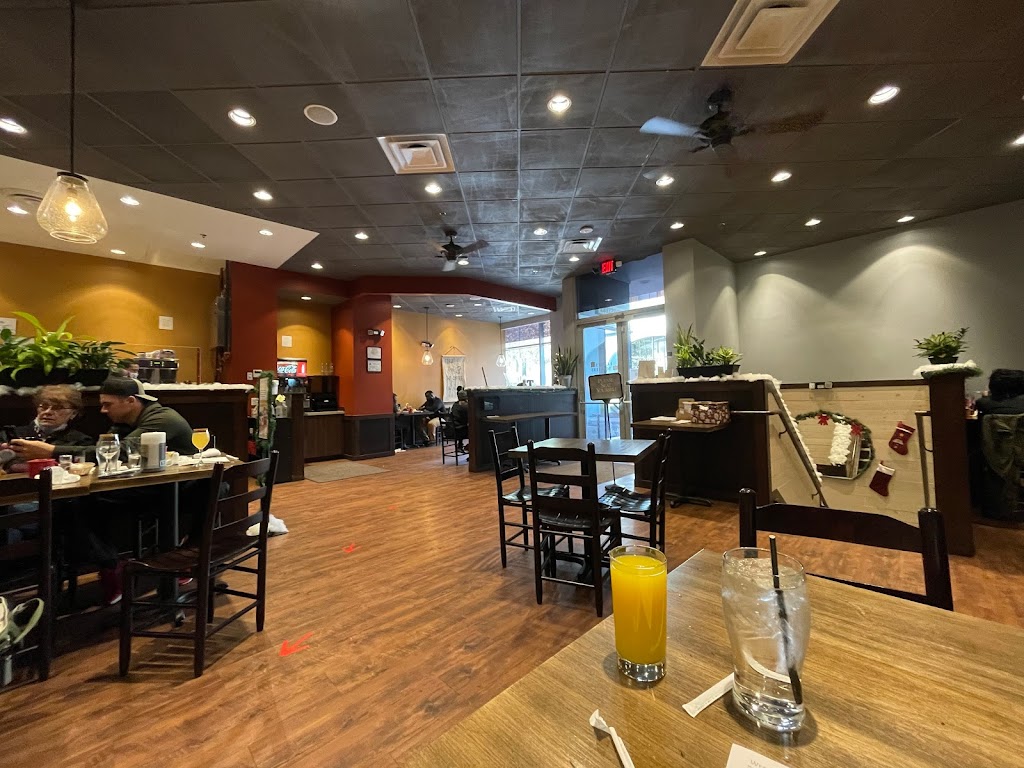 Famous Toastery | restaurant | 330 S Tryon St, Charlotte, NC 28202, USA | 9802378081 OR +1 980-237-8081