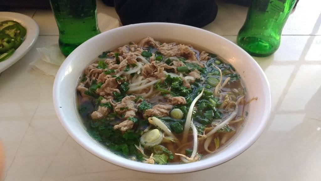 Pho Playas | restaurant | De Las Nubes 1065, Playas, Jardines del Sol, Tijuana, B.C., Mexico | 016642322972 OR +52 664 232 2972