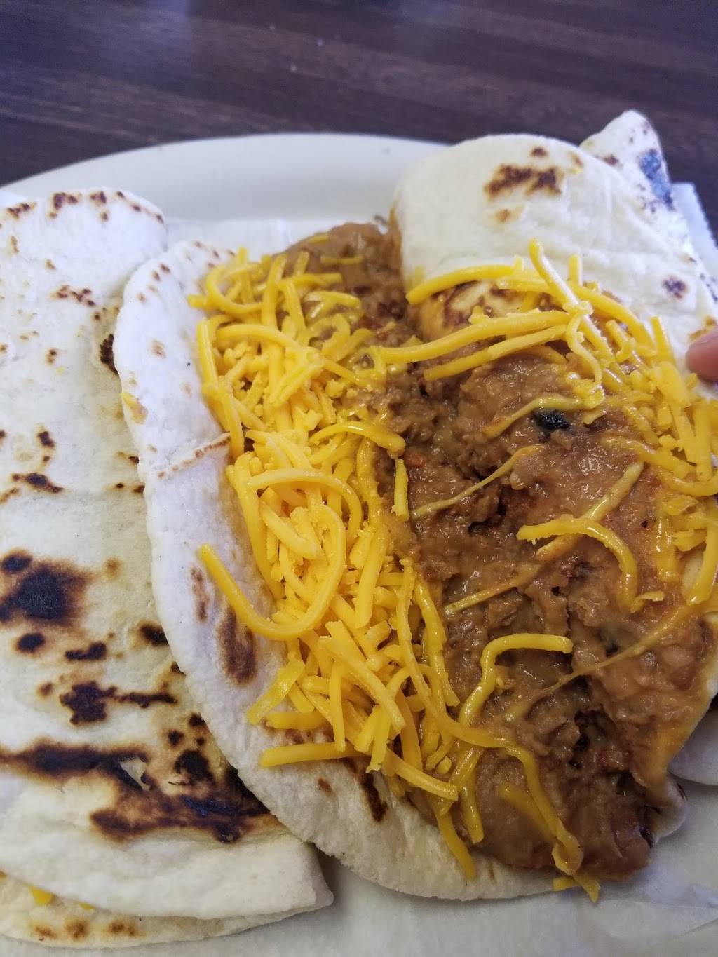 Taqueria San Juan | restaurant | 1012 US-90, Castroville, TX 78009, USA | 8309312355 OR +1 830-931-2355