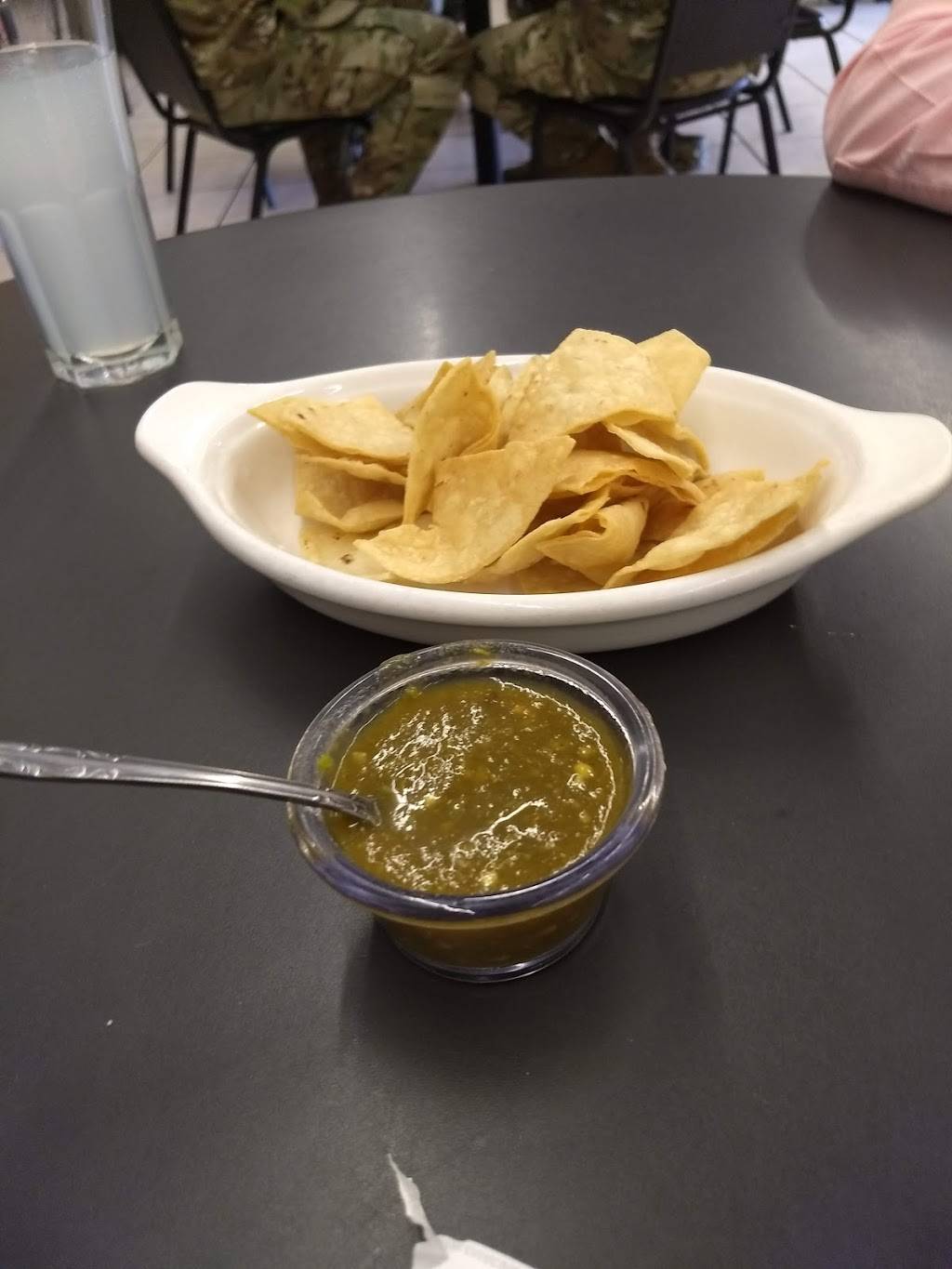 El Zarape Mexican Restaurant | restaurant | 6369 Montana Ave B, El Paso, TX 79925, USA | 9157781611 OR +1 915-778-1611