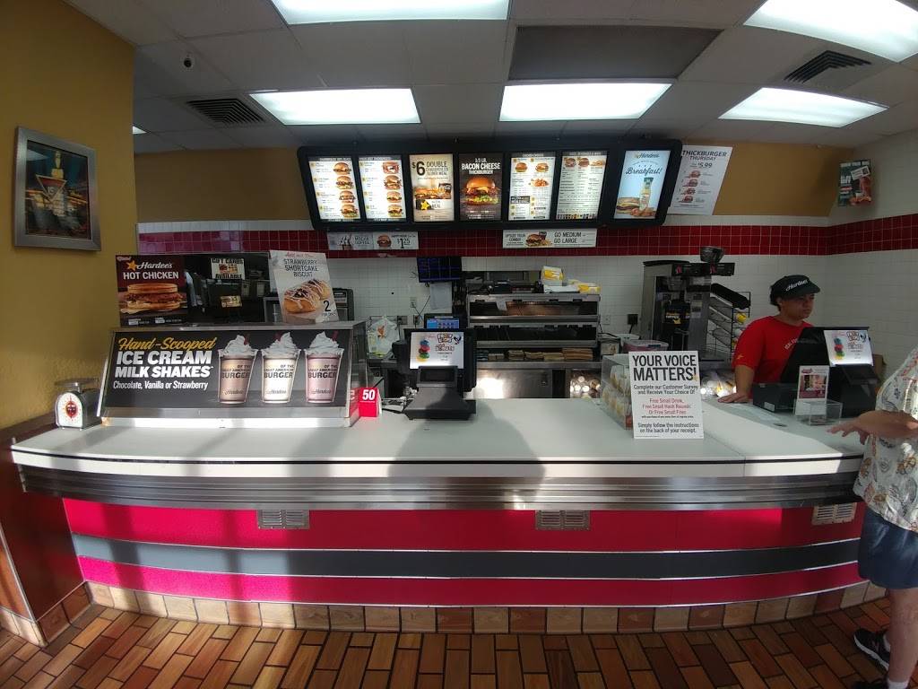 Hardees | restaurant | US 67 & 3rd Avenue, Milan, IL 61264, USA | 3097872370 OR +1 309-787-2370