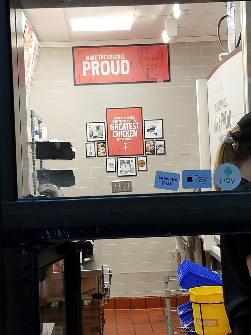 KFC | restaurant | 4040 Plainfield Ave NE, Grand Rapids, MI 49525, USA | 6163648070 OR +1 616-364-8070