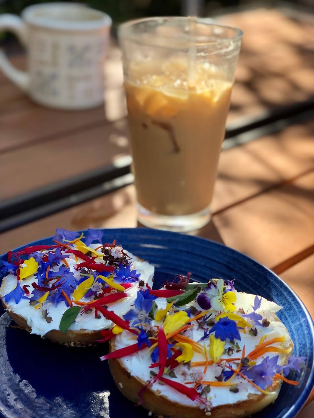 Windmill | cafe | 21231 E Cliff Dr, Santa Cruz, CA 95062, USA | 8314644698 OR +1 831-464-4698