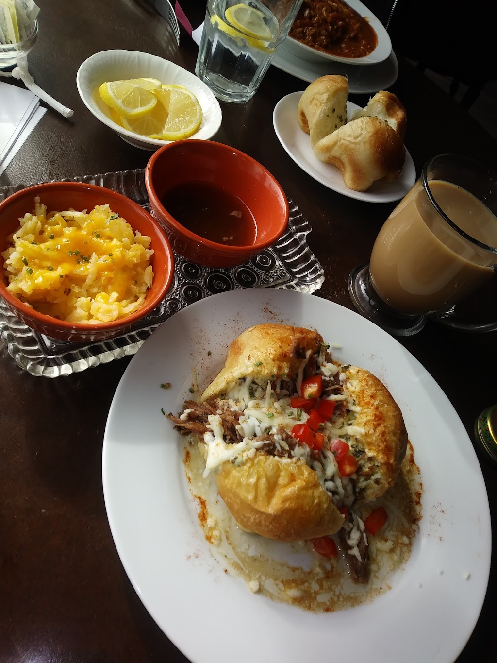 Light House Eatery | restaurant | 1047 N 1st St, Montrose, CO 81401, USA | 9709644424 OR +1 970-964-4424