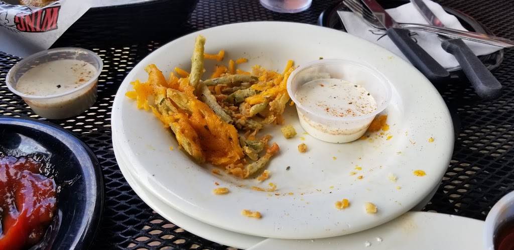 Wing Daddys Sauce House | restaurant | 903 E Bitters Rd #318, San Antonio, TX 78216, USA | 2104969400 OR +1 210-496-9400