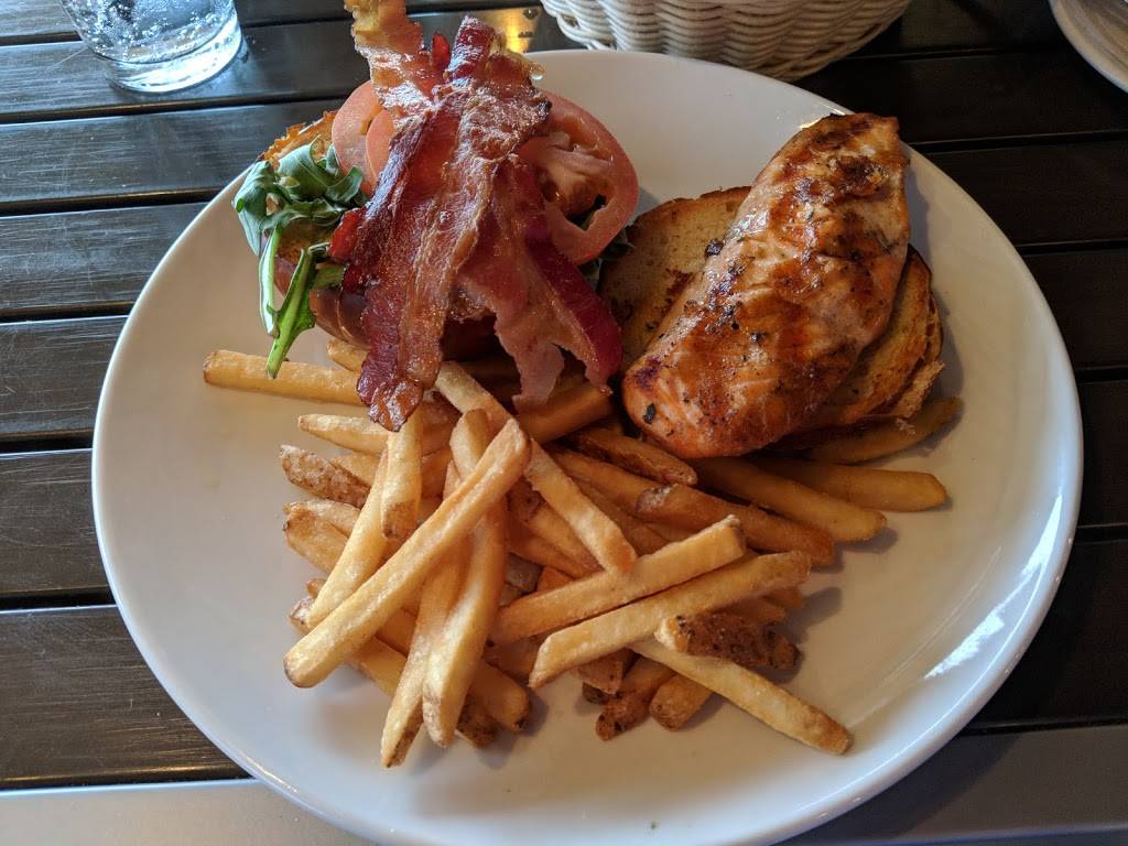 Elijahs | restaurant | 2 Ann St, Wilmington, NC 28401, USA | 9103431448 OR +1 910-343-1448