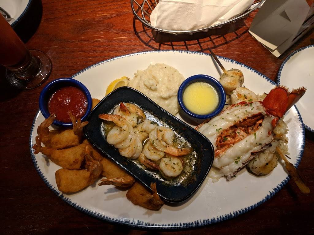 Red Lobster | restaurant | 27760 Novi Rd, Novi, MI 48377, USA | 2483498470 OR +1 248-349-8470