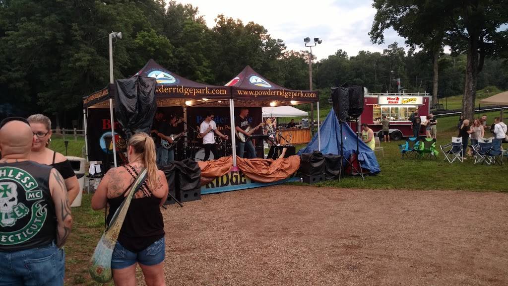 Fire at the Ridge & Ridgeside Tavern | restaurant | 99 Powder Hill Rd, Middlefield, CT 06455, USA | 8608525444 OR +1 860-852-5444