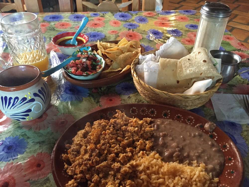 El Portal | restaurant | Carretera, Rosarito - Ensenada Km, 41707 B.C., Mexico | 016611147750 OR +52 661 114 7750