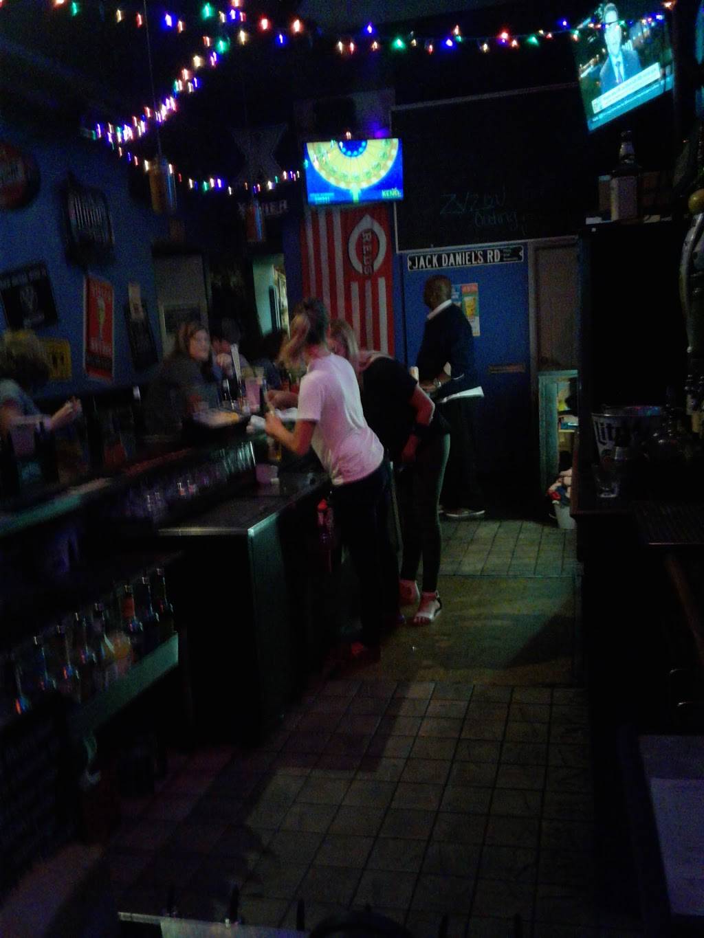 Zazou Grill & Pub | restaurant | 502 W 6th St, Covington, KY 41011, USA | 8592619111 OR +1 859-261-9111