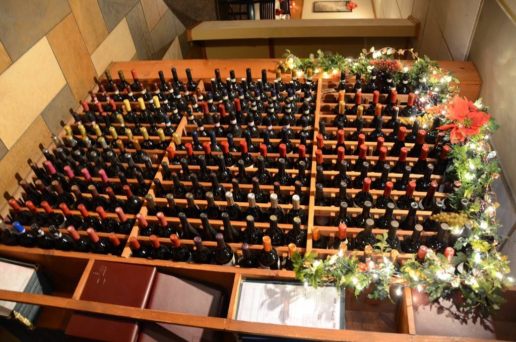 Fratellos Italian Restaurant | restaurant | 32085 Electric Blvd, Avon Lake, OH 44012, USA | 4409333380 OR +1 440-933-3380