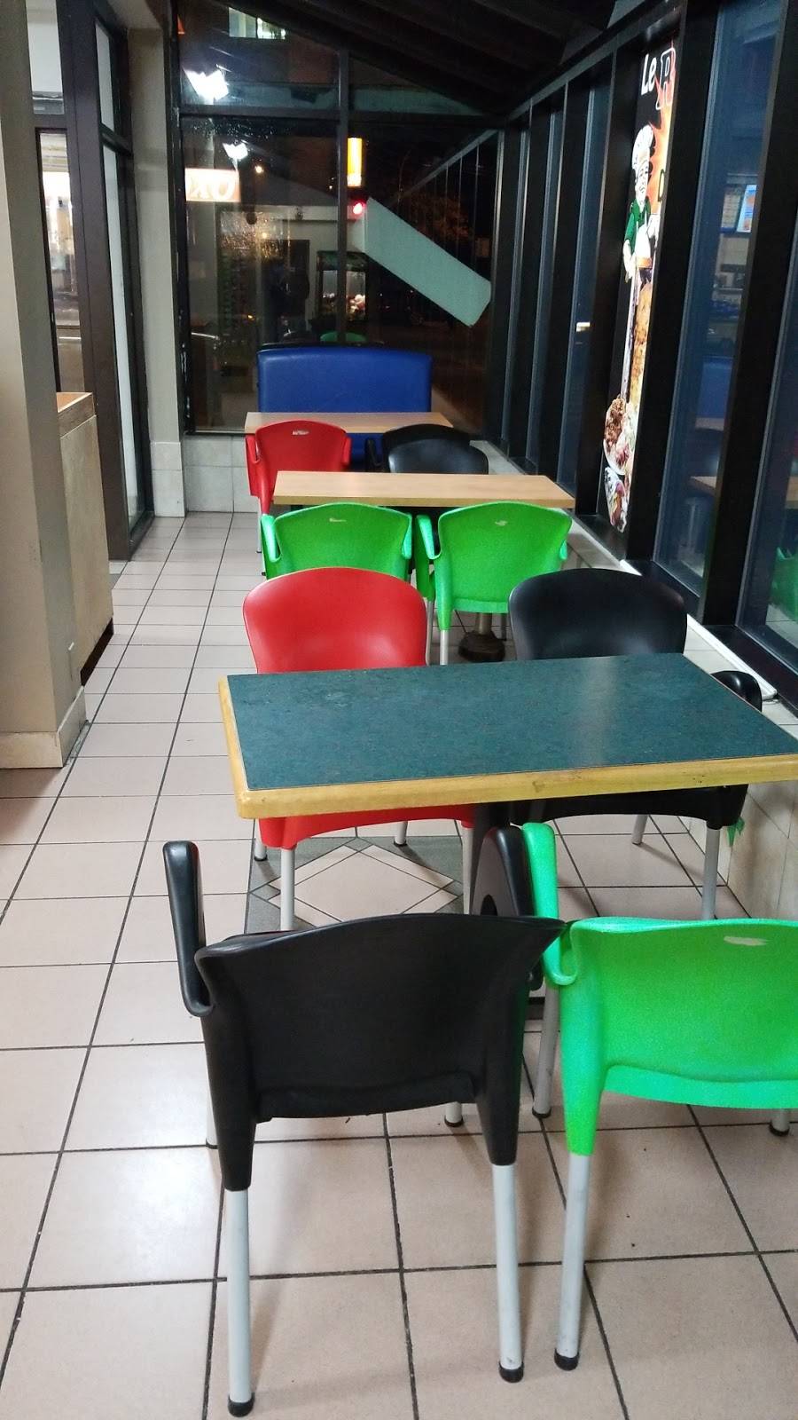 Champion Pizza - Montréal-Nord | restaurant | 5412 Rue de Charleroi, Montréal-Nord, QC H1G 3A3, Canada | 5143269999 OR +1 514-326-9999