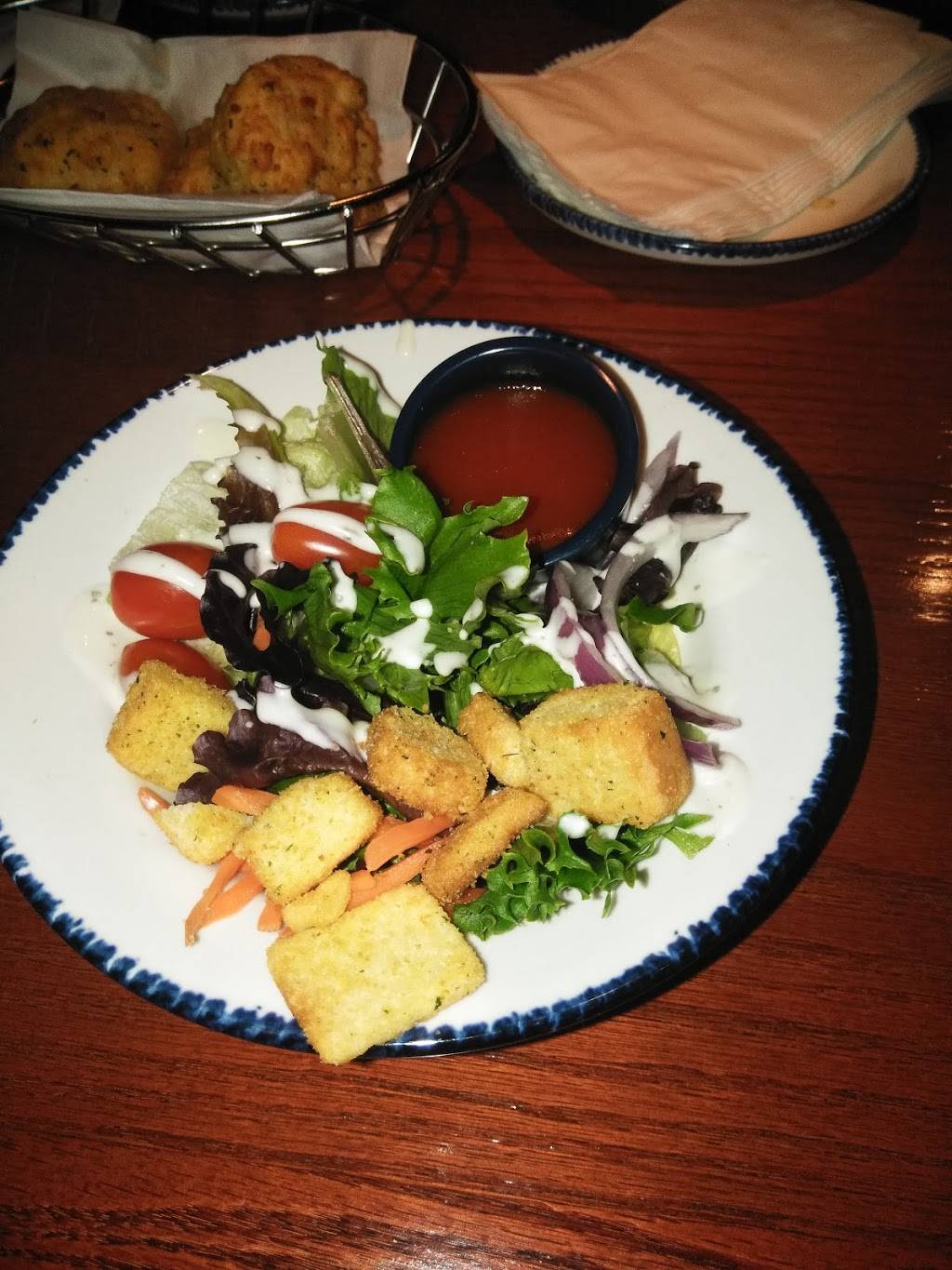 Red Lobster | restaurant | 6850 N Telegraph Rd, Dearborn Heights, MI 48127, USA | 3135624605 OR +1 313-562-4605