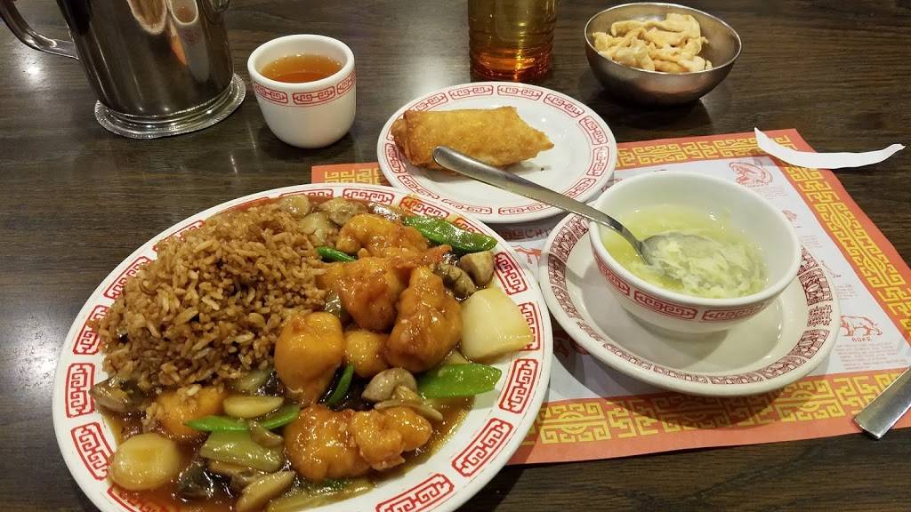 Dale Yees Chow Mein | restaurant | 31180 Five Mile Road, Livonia, MI 48154, USA | 7345221030 OR +1 734-522-1030