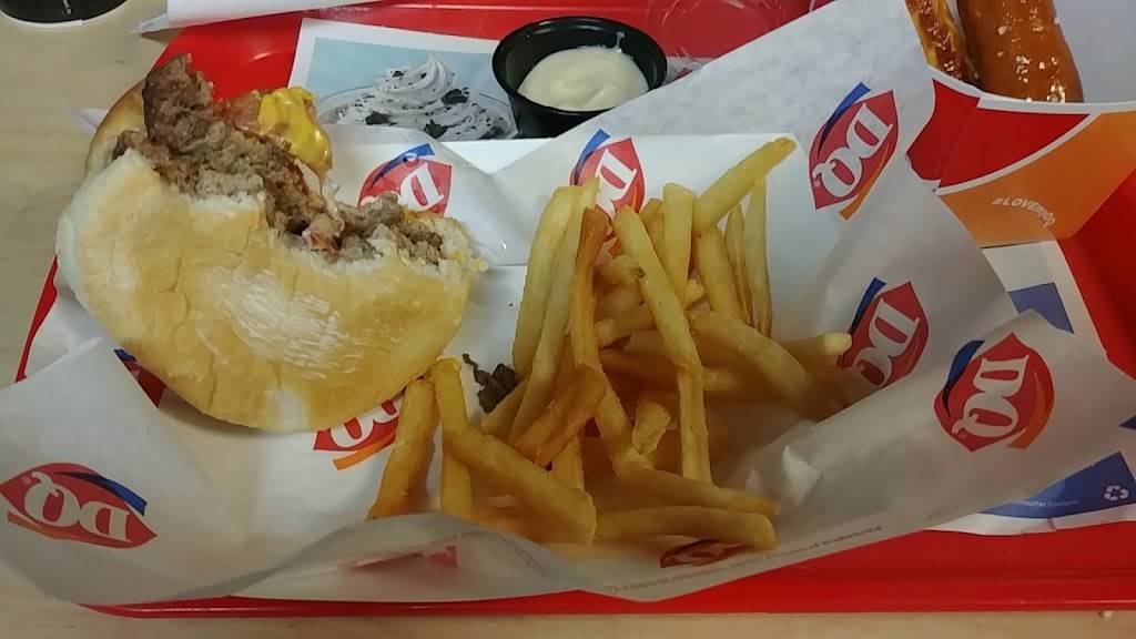 Dairy Queen Grill & Chill | restaurant | 370 Suzanne Dr, Spring Hill, FL 34607, USA | 3526842828 OR +1 352-684-2828