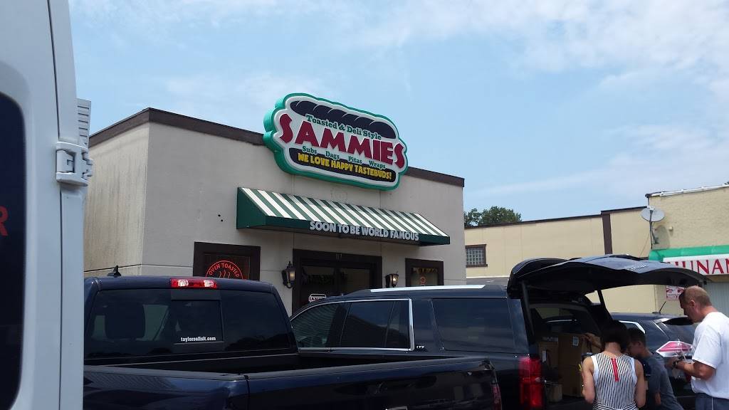 Sammies | meal takeaway | 117 Lovelace Ave, Martin, TN 38237, USA | 7315871992 OR +1 731-587-1992