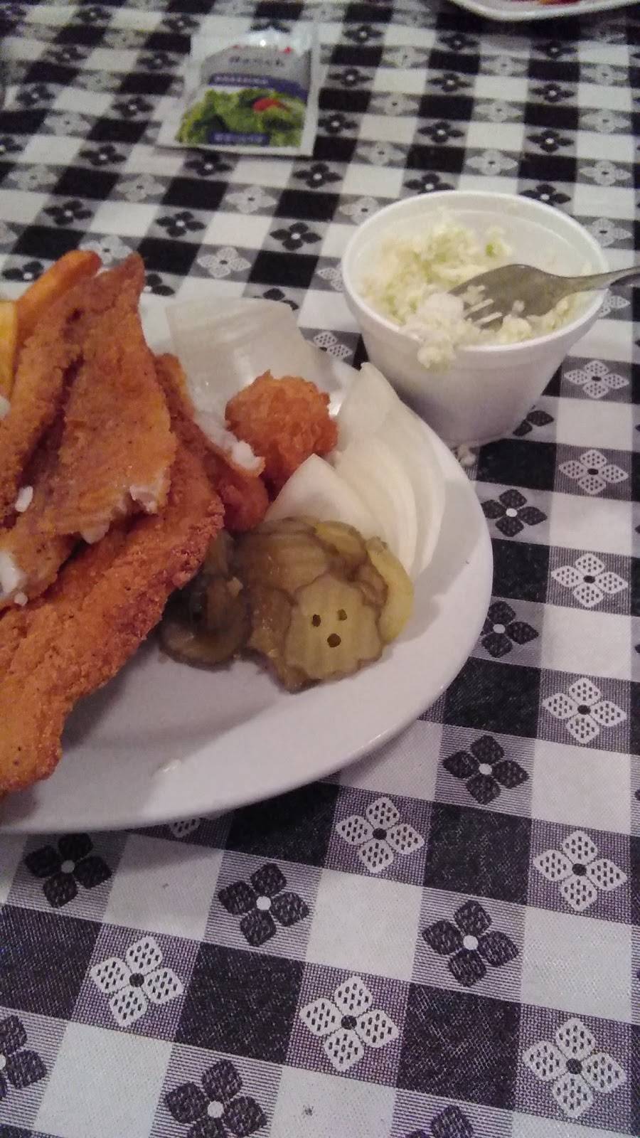 Hardins Country Store | restaurant | 1015 Co Rd 1498, Tupelo, MS 38804, USA | 6628403406 OR +1 662-840-3406