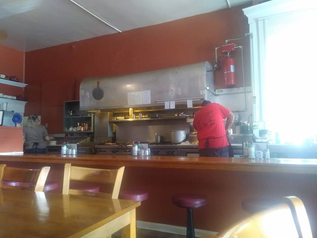 Corner Kitchen | restaurant | 6265 Main St, Georgetown, CA 95634, USA | 5303331630 OR +1 530-333-1630