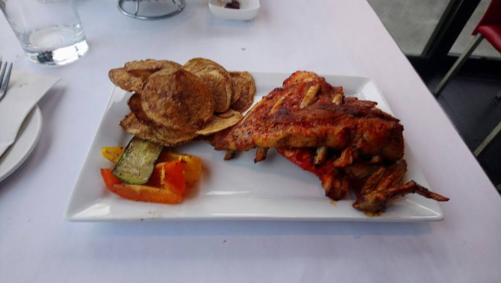 Casa Portugaise | restaurant | 3060 Boulevard Saint-Joseph, Lachine, QC H8S 2P4, Canada | 5146372202 OR +1 514-637-2202