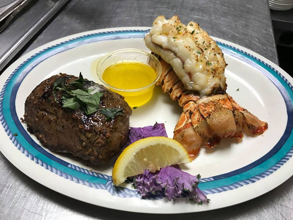 High Tide Harrys | restaurant | 4645 S Semoran Blvd, Orlando, FL 32822, United States | 4072734422 OR +1 407-273-4422