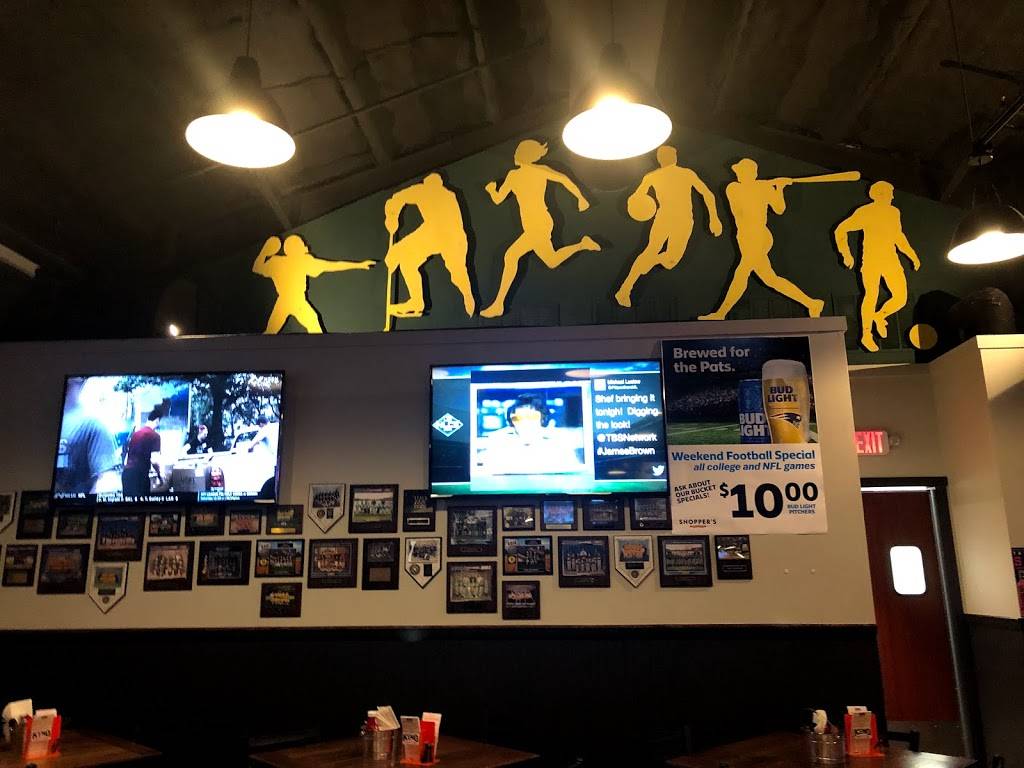 Shoppers Pub + Eatery | restaurant | 18 Lake Ave, Manchester, NH 03101, USA | 6032325252 OR +1 603-232-5252