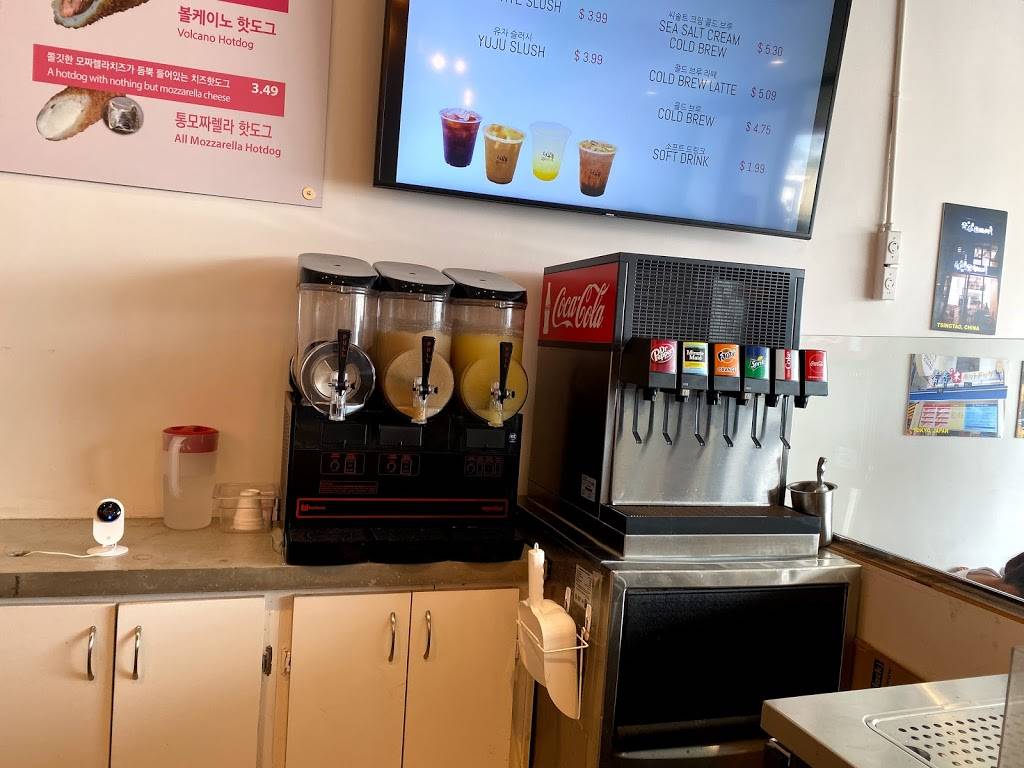 ChungChun Hotdog | restaurant | 9760 Garden Grove Blvd, Garden Grove, CA 92844, USA | 7145838099 OR +1 714-583-8099