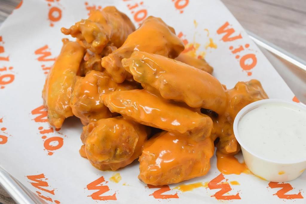 Wing It On! | restaurant | 7316 Louetta Rd B303, Spring, TX 77379, USA | 8326982415 OR +1 832-698-2415