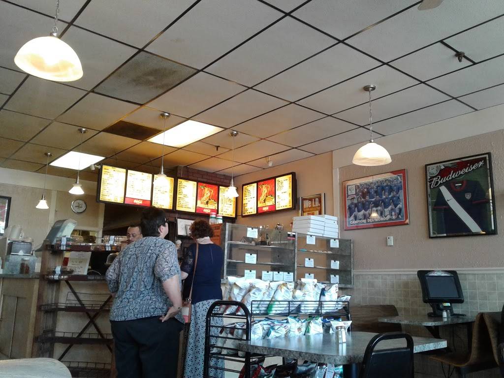 Palumbos Pizza | restaurant | 51 N 3rd St, Stroudsburg, PA 18360, USA | 5704218600 OR +1 570-421-8600