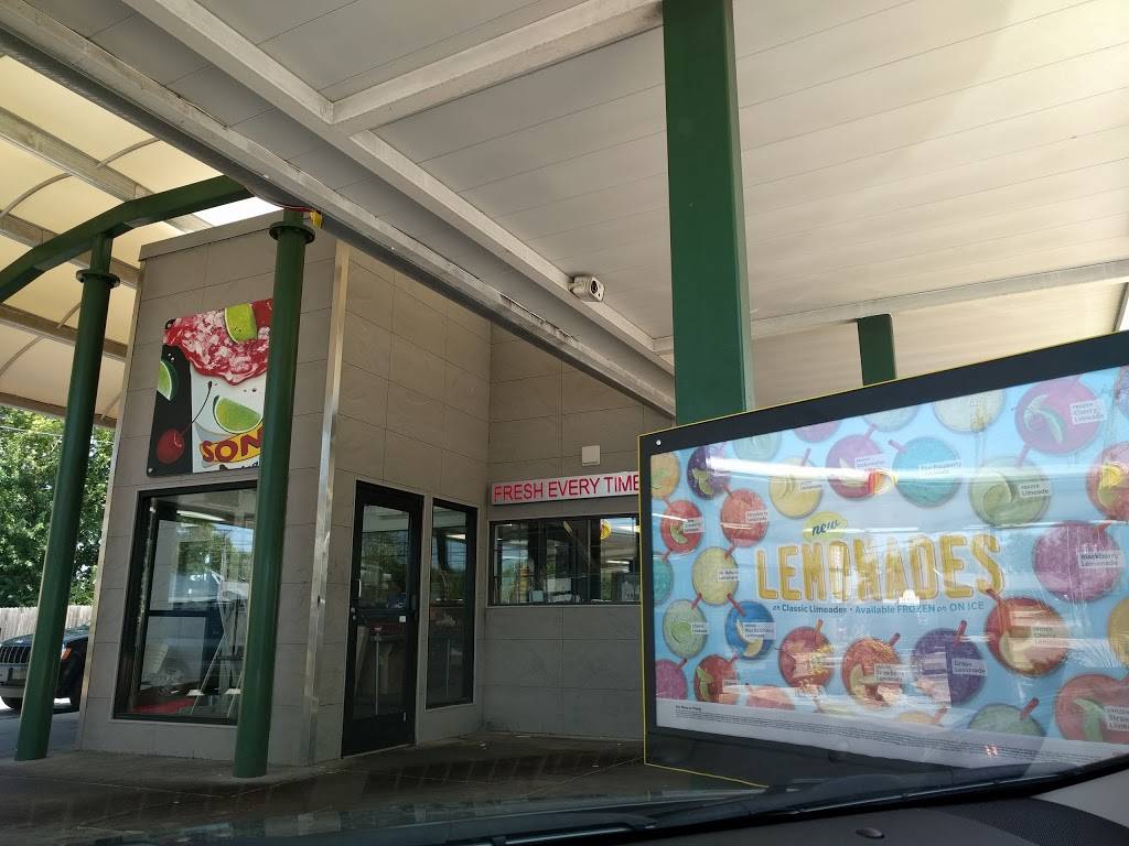 Sonic Drive-In | restaurant | 6525 Raytown Rd, Raytown, MO 64133, USA | 8167371950 OR +1 816-737-1950