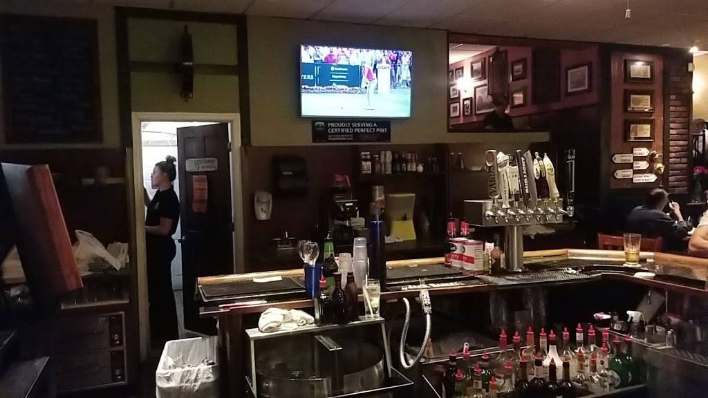 Erin Pub | restaurant | 36 W Winona Ave, Norwood, PA 19074, USA | 6104610991 OR +1 610-461-0991