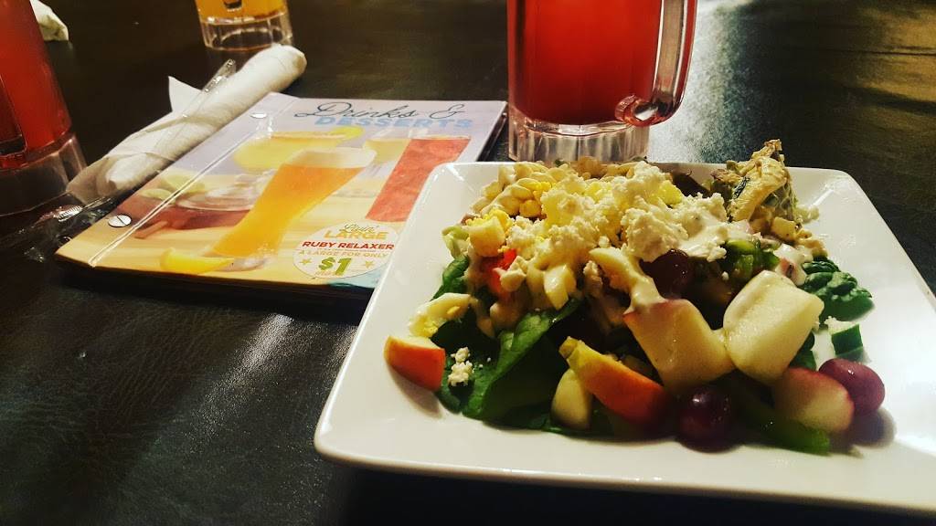 Ruby Tuesday | restaurant | 8811 Greenbelt Rd, Greenbelt, MD 20770, USA | 3015520100 OR +1 301-552-0100