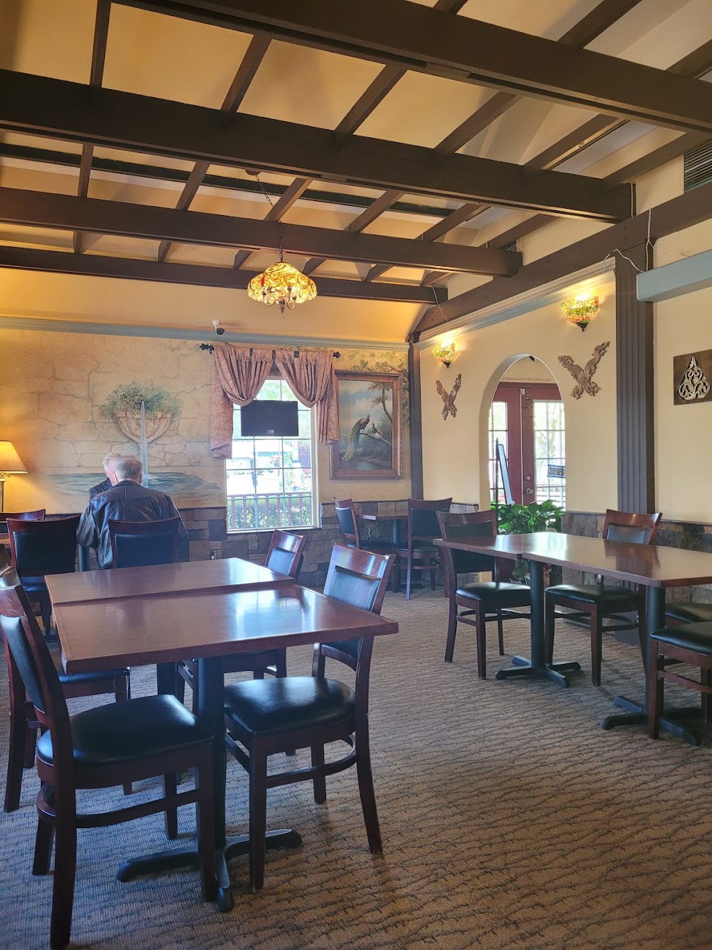 Pongsris Thai Restaurant | restaurant | 323 NE E St, Grants Pass, OR 97526, USA | 5419551662 OR +1 541-955-1662