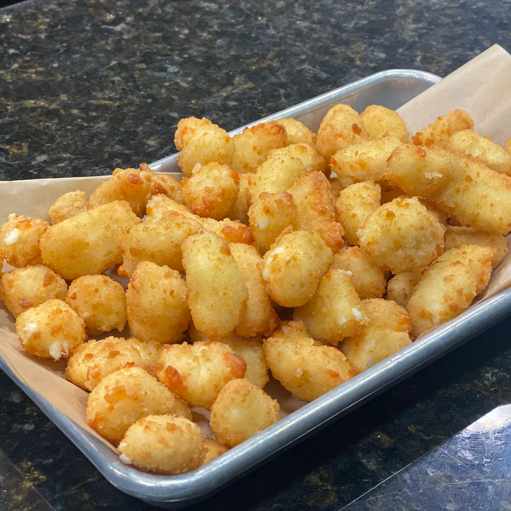 The Saucy Crawfish | restaurant | 3142 53rd Ave E, Bradenton, FL 34203, USA | 9412516663 OR +1 941-251-6663