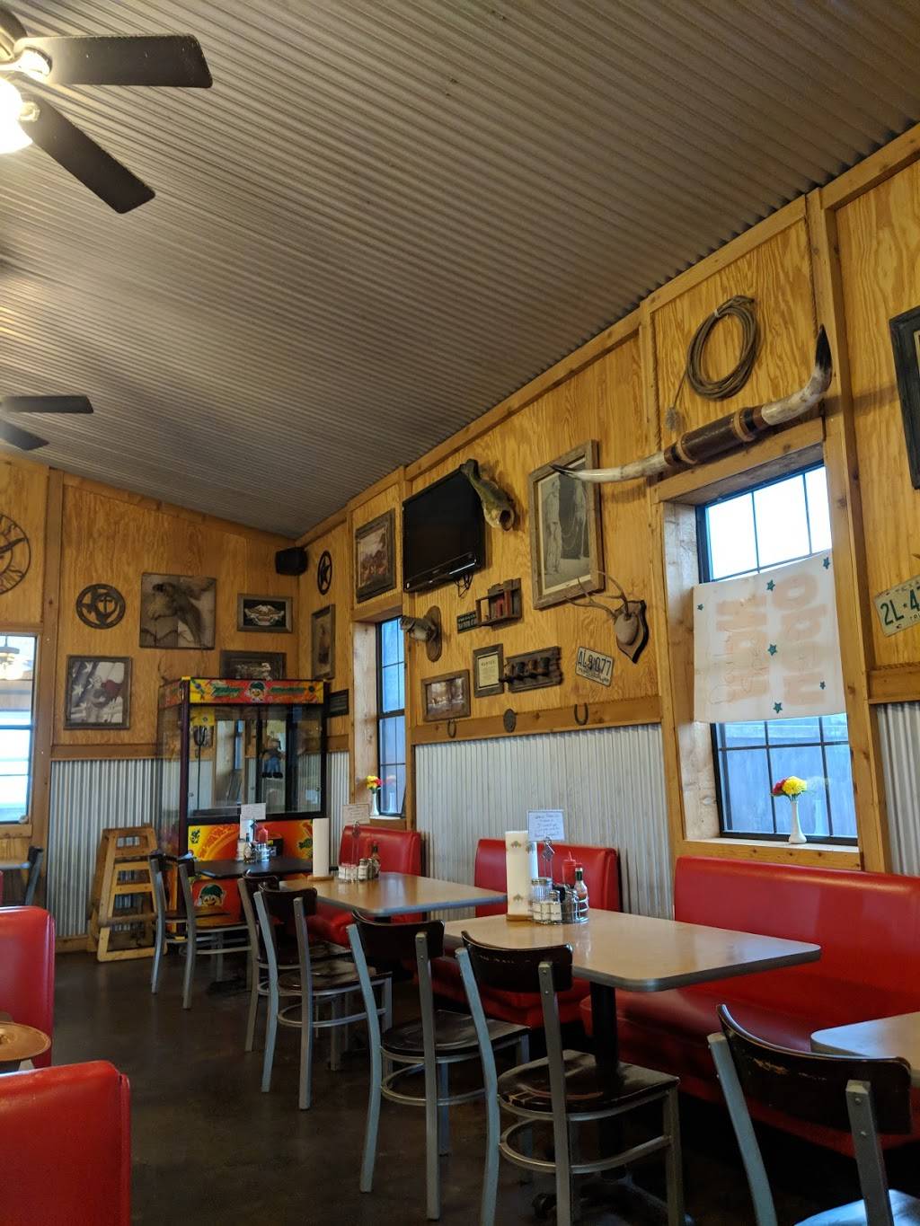 Fun Time Cafe | restaurant | 2305 FM917, Joshua, TX 76058, USA | 8175265254 OR +1 817-526-5254