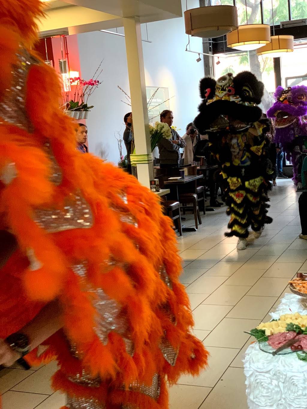 Phở Quốc Hương | restaurant | 13912 Brookhurst St, Garden Grove, CA 92843, USA | 7145301143 OR +1 714-530-1143