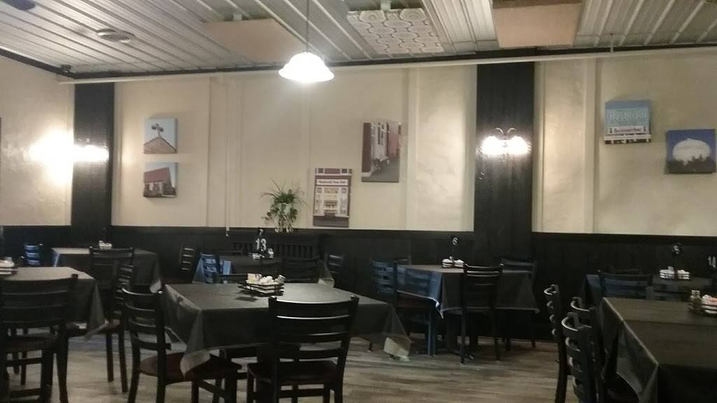 Carriage Inn | restaurant | 103 E Gibson St, Haubstadt, IN 47639, USA | 8127686131 OR +1 812-768-6131