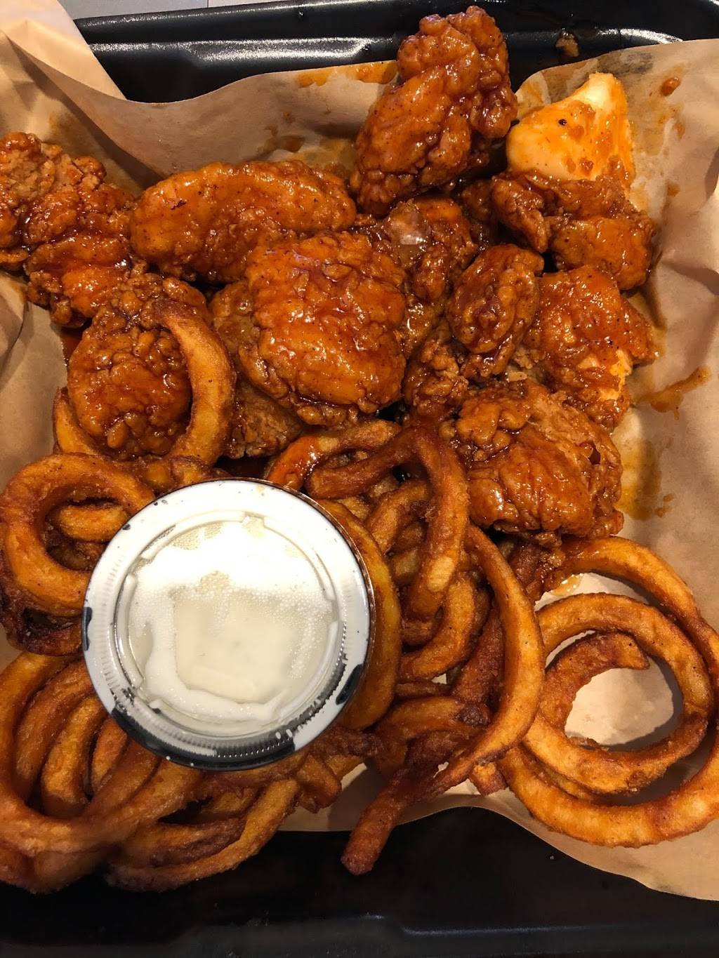 It’s Just Wings | restaurant | 1905 N Prospect Ave, Champaign, IL 61822, USA | 2173982161 OR +1 217-398-2161