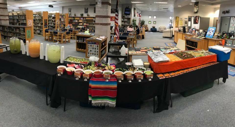 Taquizas Los Pistoleros | restaurant | 7924 Gateway Blvd E #103, El Paso, TX 79915, USA | 9157457339 OR +1 915-745-7339