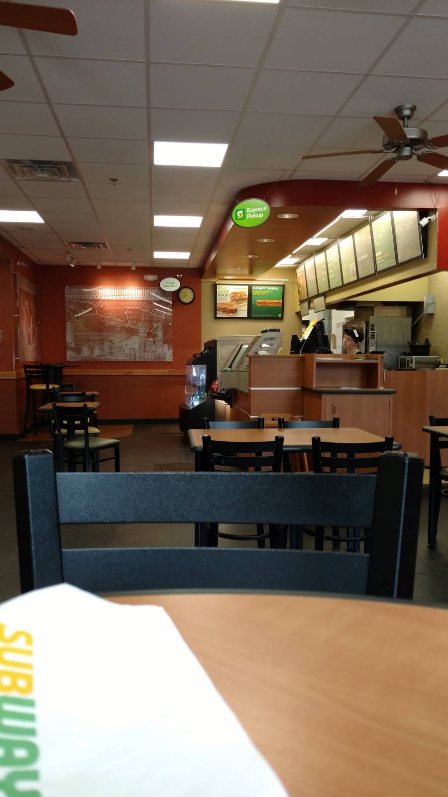 Subway Restaurants | restaurant | 72 Main St, Durham, NH 03824, USA | 6033975355 OR +1 603-397-5355