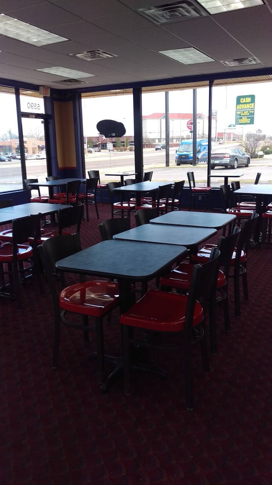 Churchs Chicken | restaurant | 5590 Northwest Expy, Warr Acres, OK 73132, USA | 4057288500 OR +1 405-728-8500