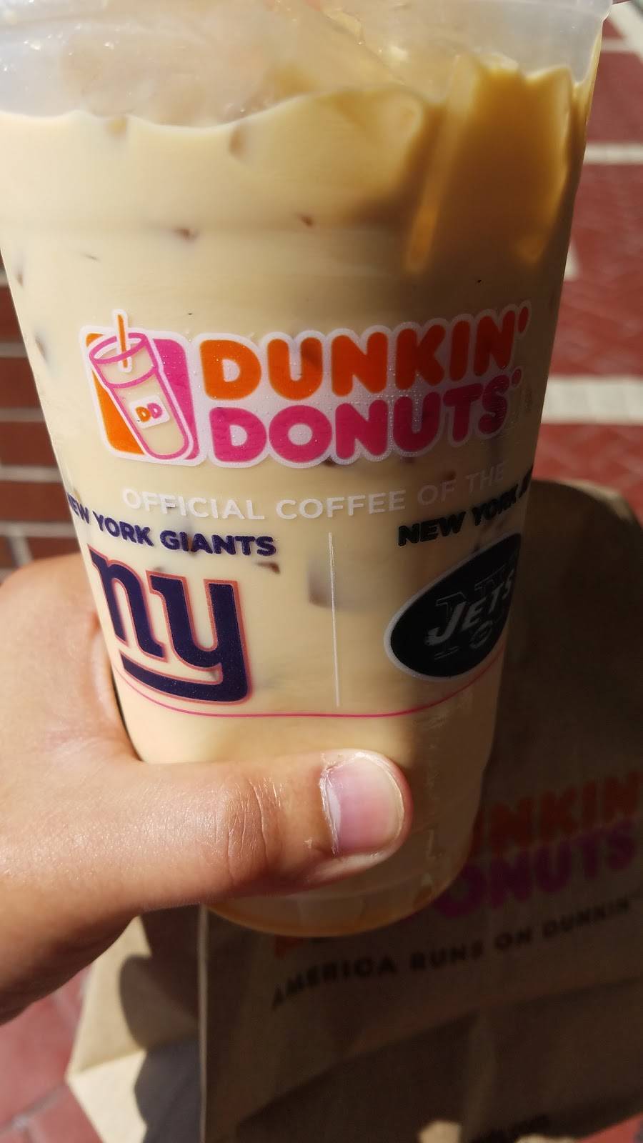 Dunkin Donuts | cafe | 21295 26th Ave, Bayside, NY 11360, USA | 7184283275 OR +1 718-428-3275