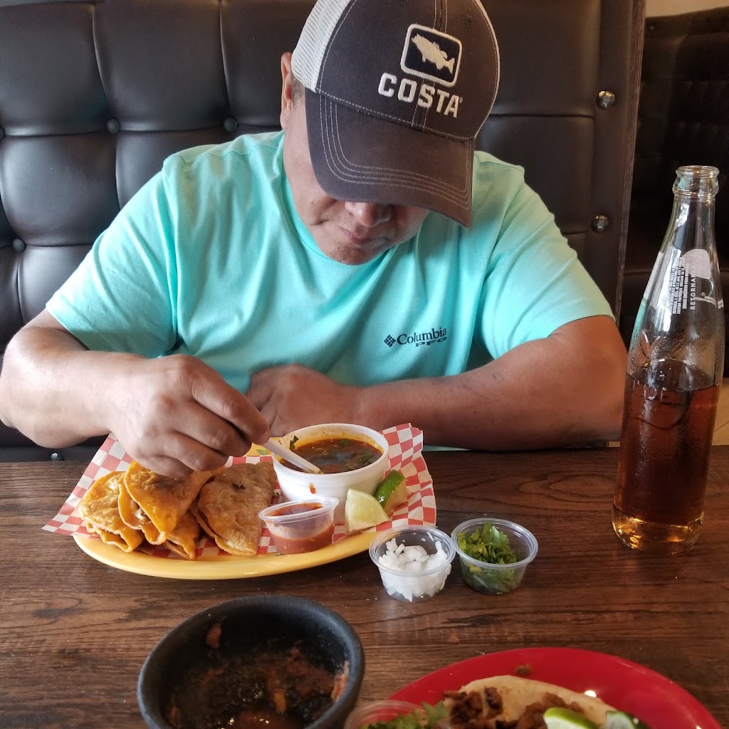 Supermercado Los 3 Hermanos | restaurant | 2121 Athens Hwy, Gainesville, GA 30507, USA | 7702972743 OR +1 770-297-2743