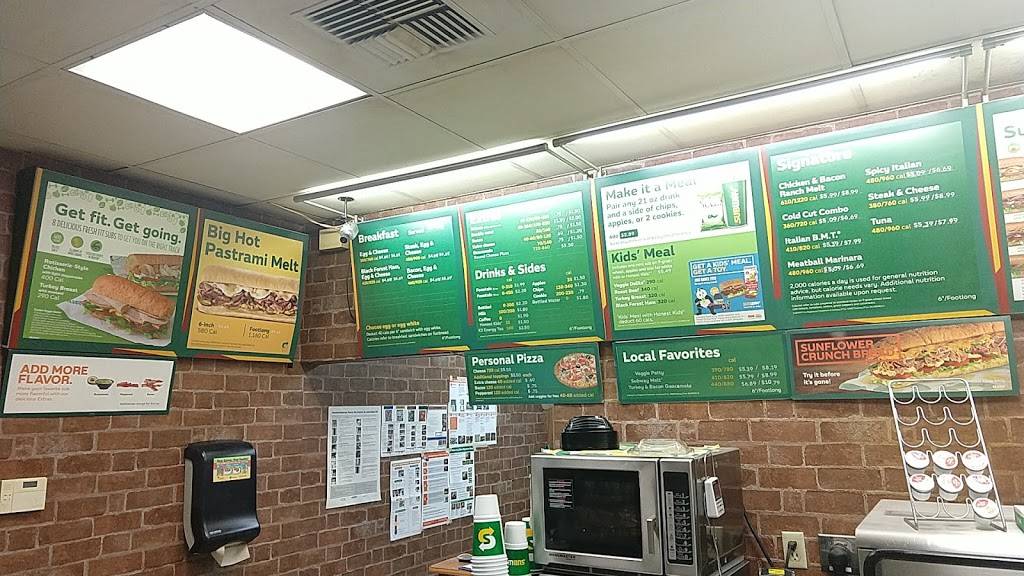 Subway | restaurant | 13501 100th Ave NE, Kirkland, WA 98034, USA | 4258207878 OR +1 425-820-7878