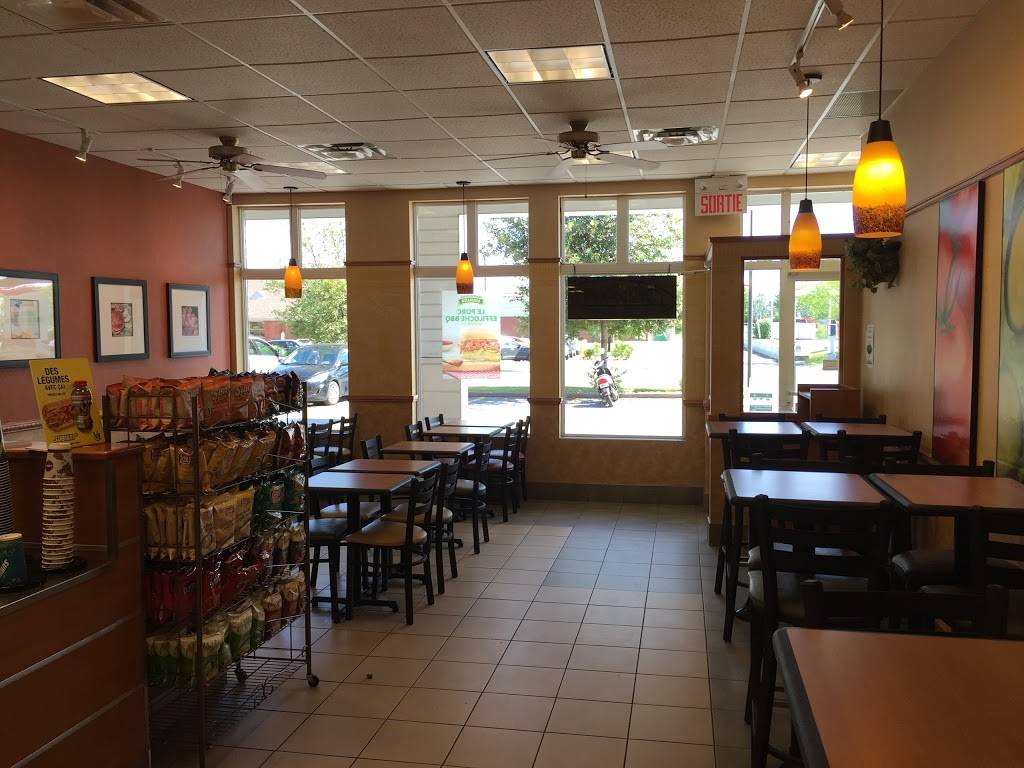 Restaurant SUBWAY | restaurant | 300 Rue Valmont #102, Repentigny, QC J5Y 3X6, Canada | 4509324192 OR +1 450-932-4192