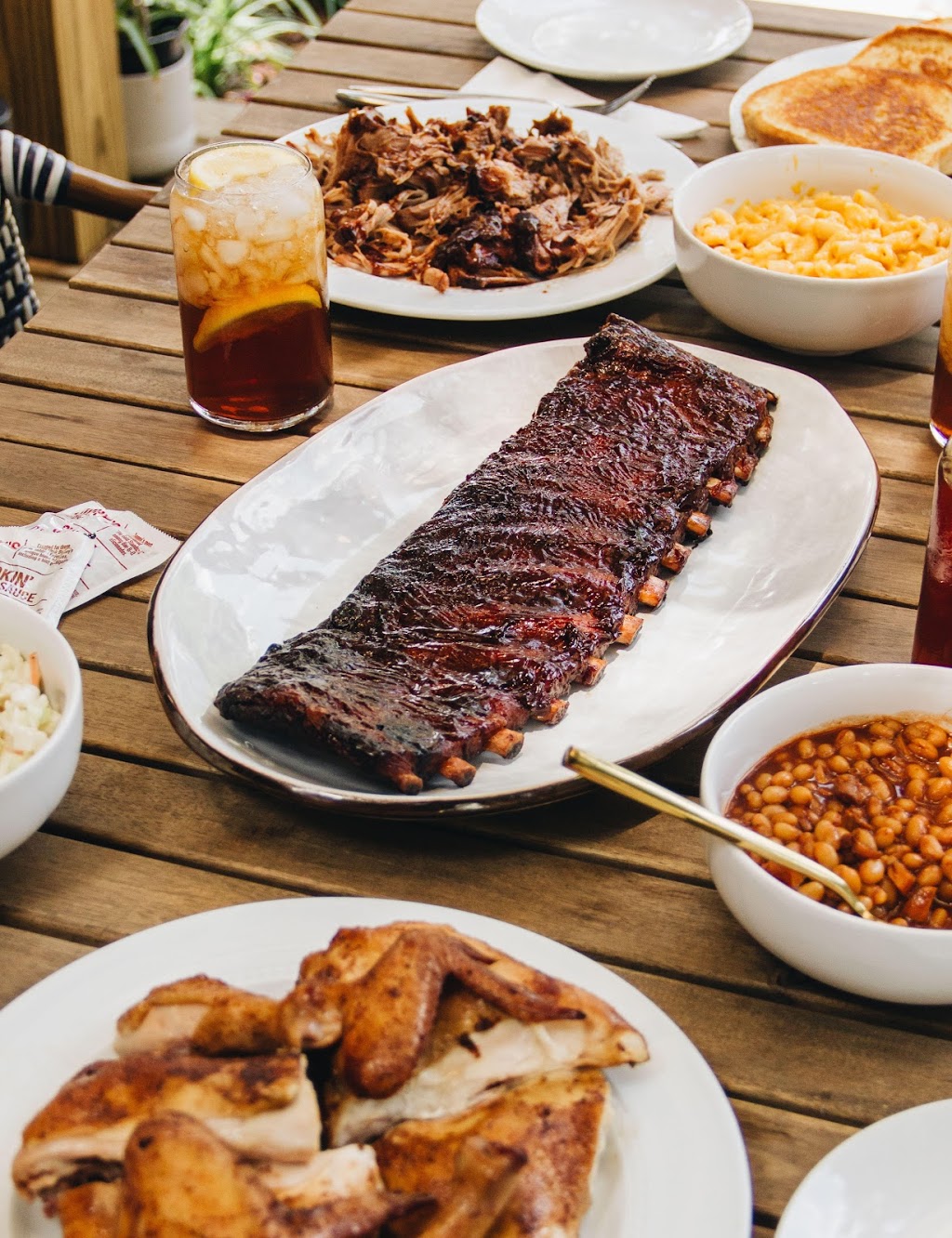 Sonnys BBQ | restaurant | 630 N Navy Blvd, Pensacola, FL 32507, USA | 8504562000 OR +1 850-456-2000